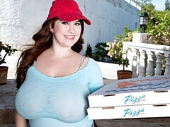 Толстушки, Большая жопа, Большие сиськи, Брюнетки, Пухленькие, Мастурбация, Соло, Стриптизерша