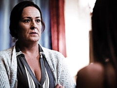 Grote kont, Pijpbeurt, Bruinharig, Hondjeshouding, 1 man 2 vrouwen, Tiener, Trio, Tieten likken