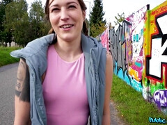 Amateur, Brunette brune, Tir de sperme, Européenne, Hard, Pov, Fessée, Nénés