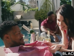 Negro, Morena, Garganta profunda, Polla, Interracial, Lamidas, Estrella porno, Coño