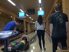 18 jaar, Pijpbeurt, Bruinharig, Genootschap, Man die toekijkt, Vriendin, Gezichtspunt, Realiteit