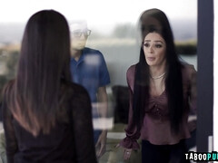 Grote mammen, Pijpbeurt, Lul, Vingeren, Hardcore, Hd, Moeder die ik wil neuken, Spaans