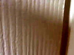 18 ans, Gros seins, Sucer une bite, Brunette brune, Plantureuse, Éjaculation interne, Pov, Branlette espagnole