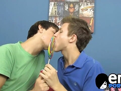 Anal, Grosse bite, Sucer une bite, Tir de sperme, Queue, Emocore, Homosexuelle, Masturbation