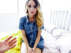 18 ans, Cul, Blonde, Sucer une bite, En levrette, Seins naturels, Maigrichonne, Nénés