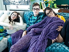 アジア人, デカチン, フェラチオ, バック, 異人種間, ガリガリ, ティーン, オッパイの