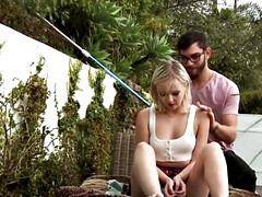 18 jahre, Blondine, Blasen, Nahaufnahme, Kehlenfick, Schwanz, Handjob, Jungendliche (18+)