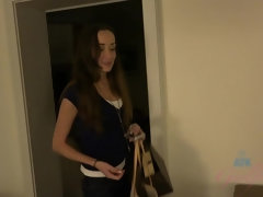 Leie, Freundin, Behaart, Handjob, Küssen, Piercing, Abendanzug, Titten
