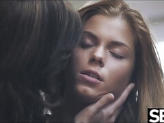 Blonde, Brunette brune, Plantureuse, Fétiche, Poilue, Mature, Mère que j'aimerais baiser, Nénés