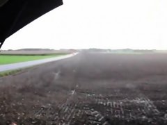 An der Strasse im Kofferraum abgefickt