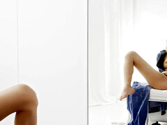 Blondine, Europäisch, Frau, Küssen, Masturbation, Solo, Spielzeuge, Vibrator