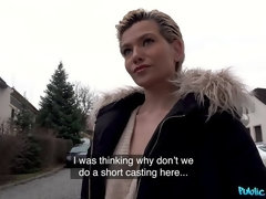 Amateur, Chambre à dormir, Sucer une bite, Queue, En levrette, De plein air, Russe, Tatouage