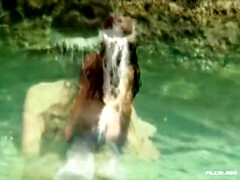 Playa, Belleza, Tetona, Linda, Garganta profunda, Hembra, Pezones, Solo