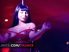 Nana, Brunette brune, Plantureuse, Tir de sperme, Poilue, Hard, Lingerie, Chatte