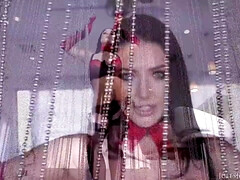 Анальный секс, Большой член, Большие сиськи, Минет, Секс без цензуры, Межрасовый секс, Милф, Натуральные сиськи