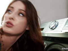 Anaal, Bruinharig, Moeder die ik wil neuken, Moeder, Tatoeage