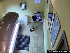 Negro, Morena, Penetracion con dedos, Público, Coño, Flaco, Solarium, Solo