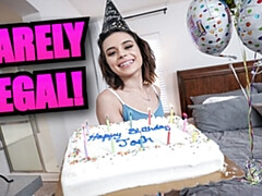 18 ans, Interracial, Fille latino, Rugueux, Rasée, Soeurs, Adolescente, Nénés