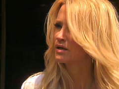 Анальный секс, Полиция, На публике