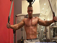 Enthousiasteling, Homo, Worstelen