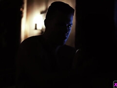 Grosser arsch, Grosser schwanz, Grosse titten, Braunhaarige, Kehlenfick, Behaart, Hd, Tätowierung