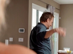 Salle de bains, Gros cul, Blonde, Plantureuse, Tromperie, Hard, Mère que j'aimerais baiser, Épouse