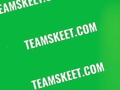 Grote kont, Grote lul, Blond, Pijpbeurt, Vingeren, Handbeurt, Masturbatie, Stiefmoeder