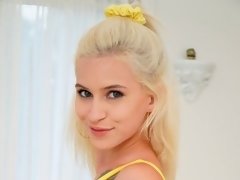 口内発射, イく瞬間, なめる, パンティ, ガリガリ, タトゥー, ティーン, オッパイの