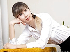 18 años, Amateur, Culo grande, Penetracion con dedos, Pequeña, Afeitado, Flaco, Adolescente