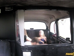 チェコ, 顔射, なめる, オナニー, 淫乱熟女, アウトドア, オマンコ, おもらし