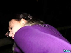 Amateur, Sucer une bite, Tir de sperme, Seins naturels, De plein air, Pov, Public, Avaler