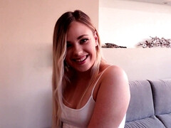 Anal, Gros cul, Blonde, Sucer une bite, Tir de sperme, En levrette, Hd, Seins naturels