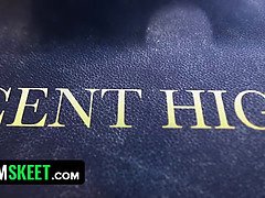 18 jaar, Universiteit, Hakken, Kut duiken, Schoolmeisje, Schreeuwen, Lerarin, Tiener