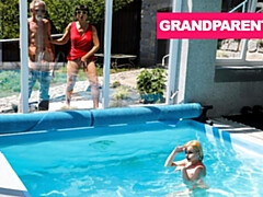 素人, バック, 祖父, お婆さん, 手コキする, ハードコア, オナニー, 剃毛