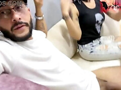 Leie, Sperma im mund, Aufs gesicht abspritzen, Erniedrigung, Lecken, Jungendliche (18+), Nass, Hure