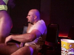 素人, アメリカ人, ブロンド, フェラチオ, 顔射, 剃毛, スカート, オッパイの