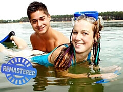 18 jaar, Strand, Grote kont, Grote lul, Hondjeshouding, Buiten, Tiener, Tieten likken