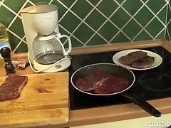 ブロンド, フェラチオ, ぶっかけ, 顔射, 乱交, 自然山雀, パーティ, 剃毛