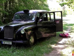 Mamada, Tetona, Coche, Penetracion con dedos, Sexo duro, Lamidas, Trio, Tetas