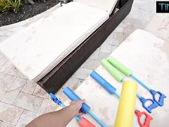 Tussi, Grosser schwanz, Blondine, Blasen, Besamung, Hardcore, Masturbation, Titten