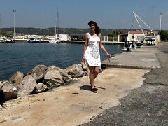 Amateur, Nana, Sucer une bite, Poilue, Public, Adolescente