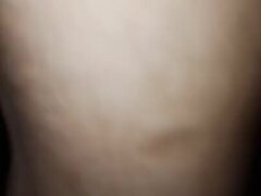 Leie, Asiatisch, Grosser schwanz, Auto, Aufs gesicht abspritzen, Orgasmus, Muschi, Eng