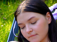 指いじり, 剃毛, 一人, おもらし, ヴァージン