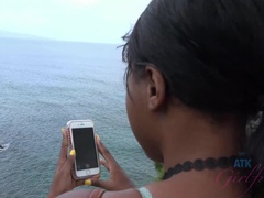 Leie, Strand, Freundin, Nackt, Pov, Öffentlich, Geschwollene nippel, Dürr