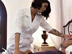 Anal, Grosse bite, Gros seins, Brunette brune, Médecin, Néerlandais, Infirmière, Transsexuelle