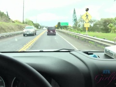 Blonde, Doigter, Exhib, Petite amie, Branlette thaïlandaise, Orgasme, De plein air, Public