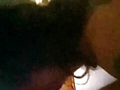 Enthousiasteling, Flashing, Reusachtig, Buiten, Openbaar, Kut duiken, Tiener, Tieten likken