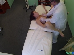 Amateur, Tromperie, Couple, Médecin, Massage, Infirmière, Bureau, Pov