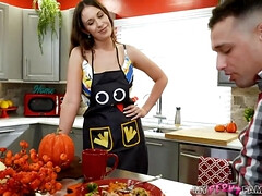 18 летние, Садо мазо, Большие сиськи, Блондинки, Грудастые, Пухленькие, Толстые, Рыжие