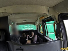 Blasen, Auto, Hundestellung, Fingern, Lecken, Im freien, Muschi, Hintern versohlen